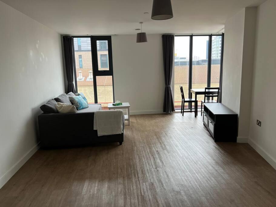 Brand New Heart Of Birmingham One Bedroom Esterno foto